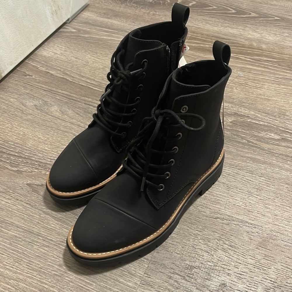 Toms alaya women boots 6